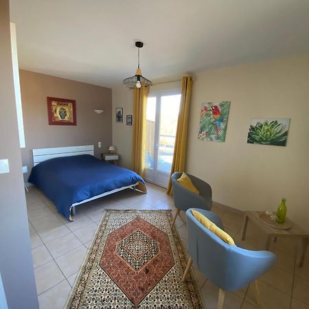 Val St Georges Hotel Saint-Georges-de-Luzençon Екстериор снимка