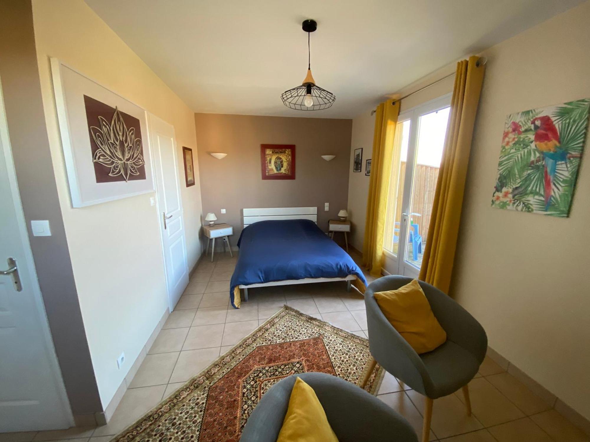 Val St Georges Hotel Saint-Georges-de-Luzençon Екстериор снимка